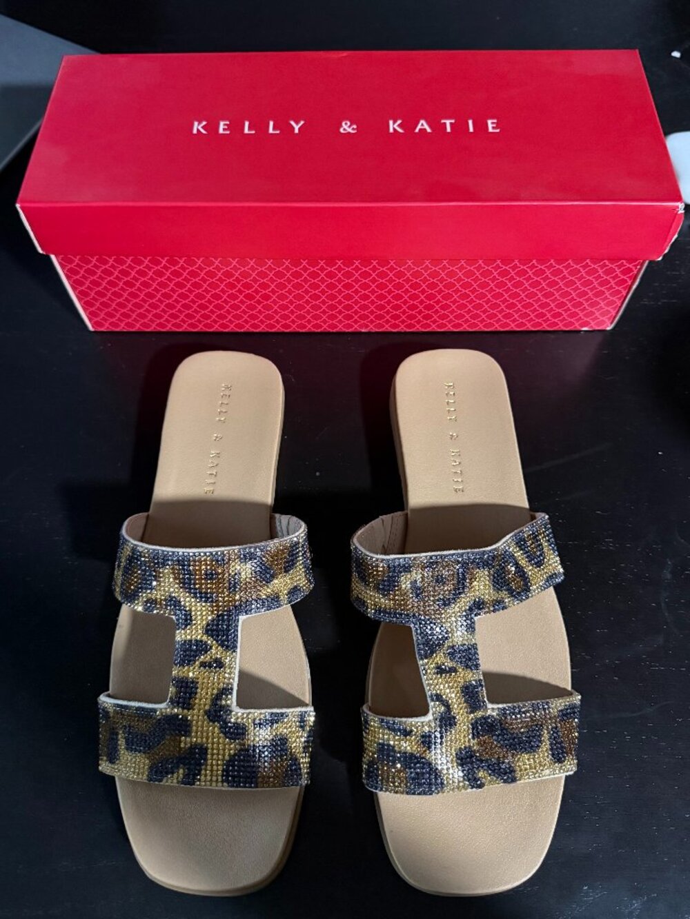 Women’s Kelly & Katie Slide Sandals Beaded Animal Print Size 9 New with Box